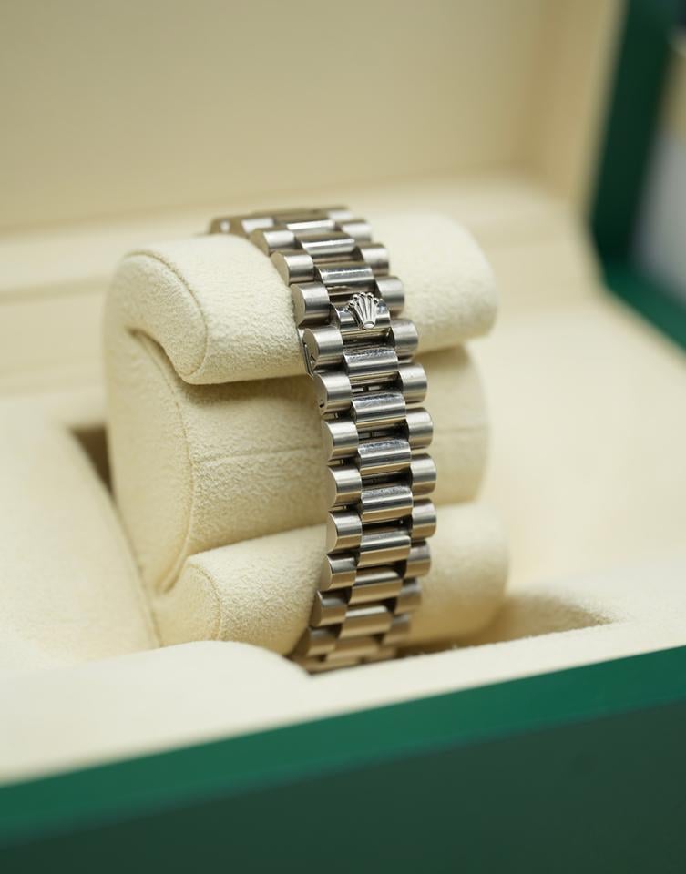 Rolex Day-Date 36 18239 – Black Diamond Dial