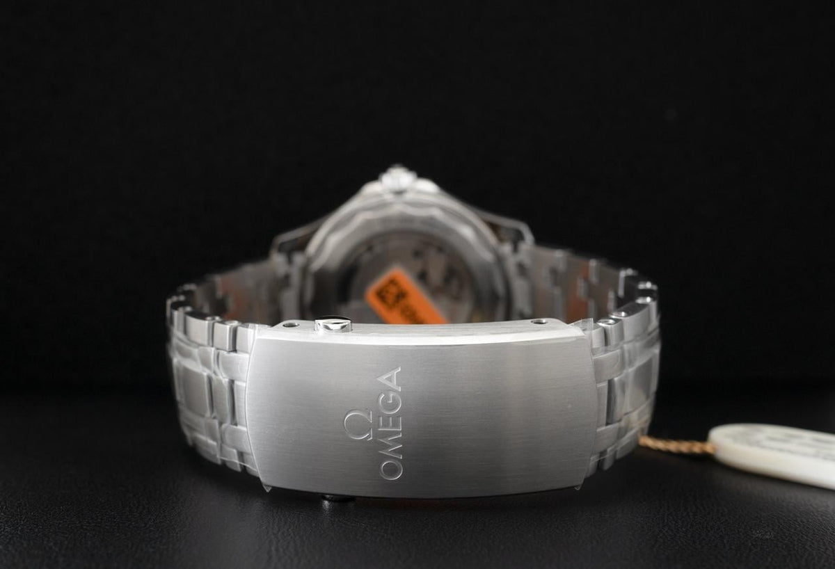 Omega Seamaster Diver 300M 210.30.42.20.03.001 blue dial