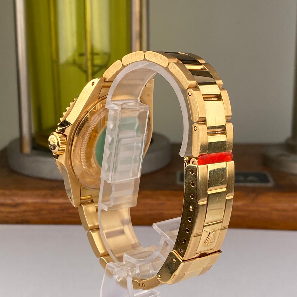 Rolex Submariner Date 16618 factory diamond Serti dial