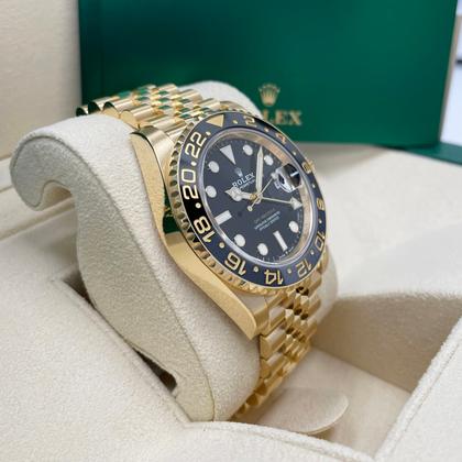 Rolex GMT-Master II 126718GRNR – Black Dial Yellow Gold