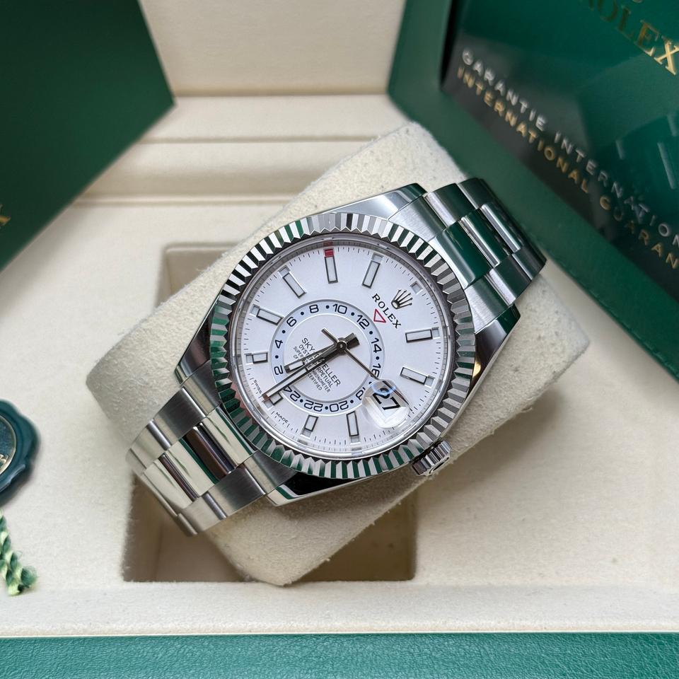 Rolex Sky-Dweller 326934 white dial stainless steel watch