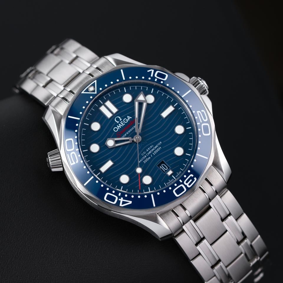 Omega Seamaster Diver 300M 210.30.42.20.03.001 blue dial