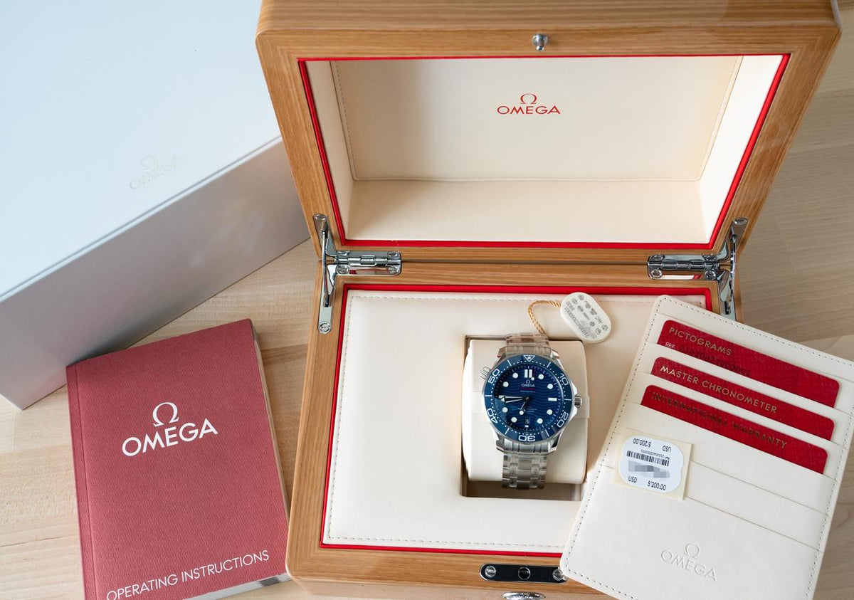 Omega Seamaster Diver 300M 210.30.42.20.03.001 blue dial