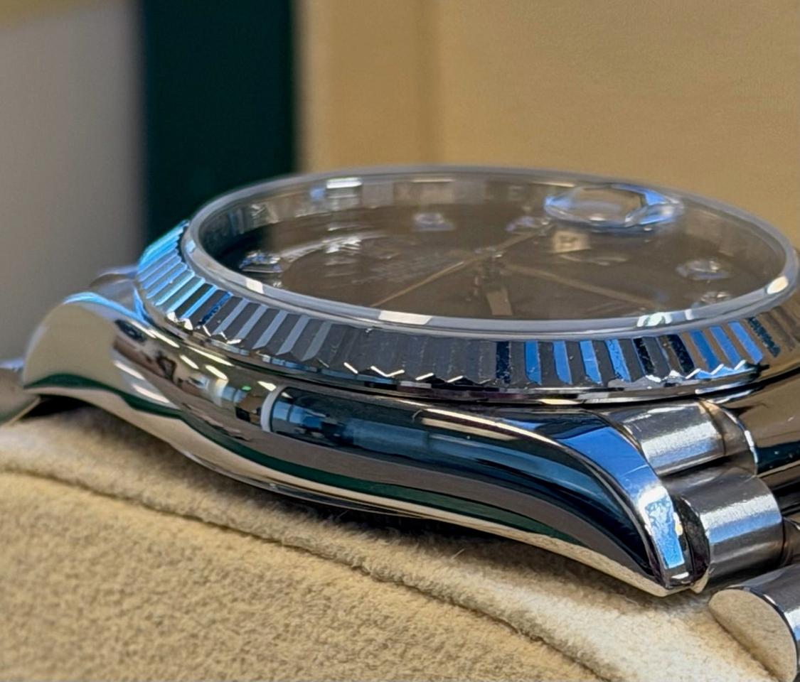 Rolex Day-Date 36 128239 – Blue Ombre Diamond Dial
