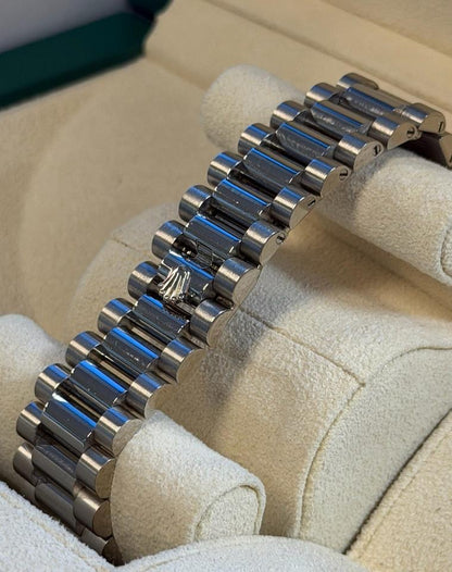 Rolex Day-Date 36 128239 – Blue Ombre Diamond Dial