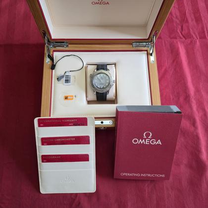 Seamaster Diver 300M 210.32.42.20.06.002 grey dial