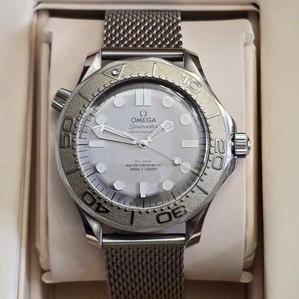 Seamaster Diver 300M 210.32.42.20.06.002 grey dial