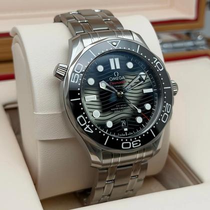 Omega Seamaster Diver 300M 210.30.42.20.01.001 black dial