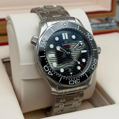 Omega Seamaster Diver 300M 210.30.42.20.01.001 black dial