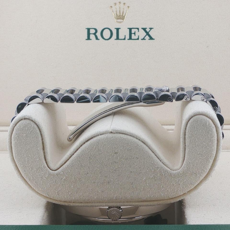 Rolex Day-Date 40 228396TBR ice blue baguette diamond dial