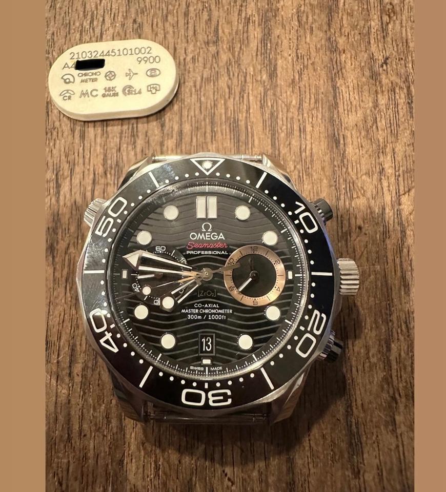 Omega Seamaster Diver 300M 007 First Light 210.32.44.51.01.002 – Black Dial