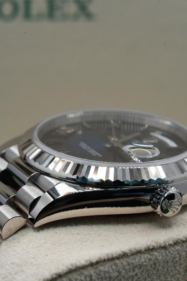 Rolex Day-Date 40 228239 blue ombre dial white gold