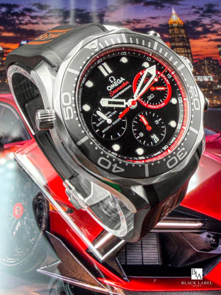 Seamaster Diver 300M Chronograph 212.32.44.50.01.001 black dial red accents