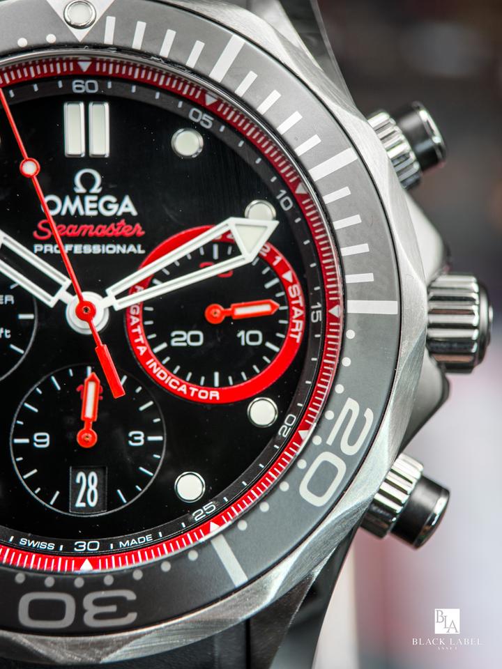 Seamaster Diver 300M Chronograph 212.32.44.50.01.001 black dial red accents
