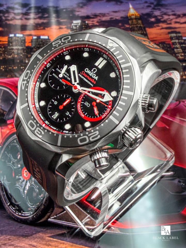 Seamaster Diver 300M Chronograph 212.32.44.50.01.001 black dial red accents