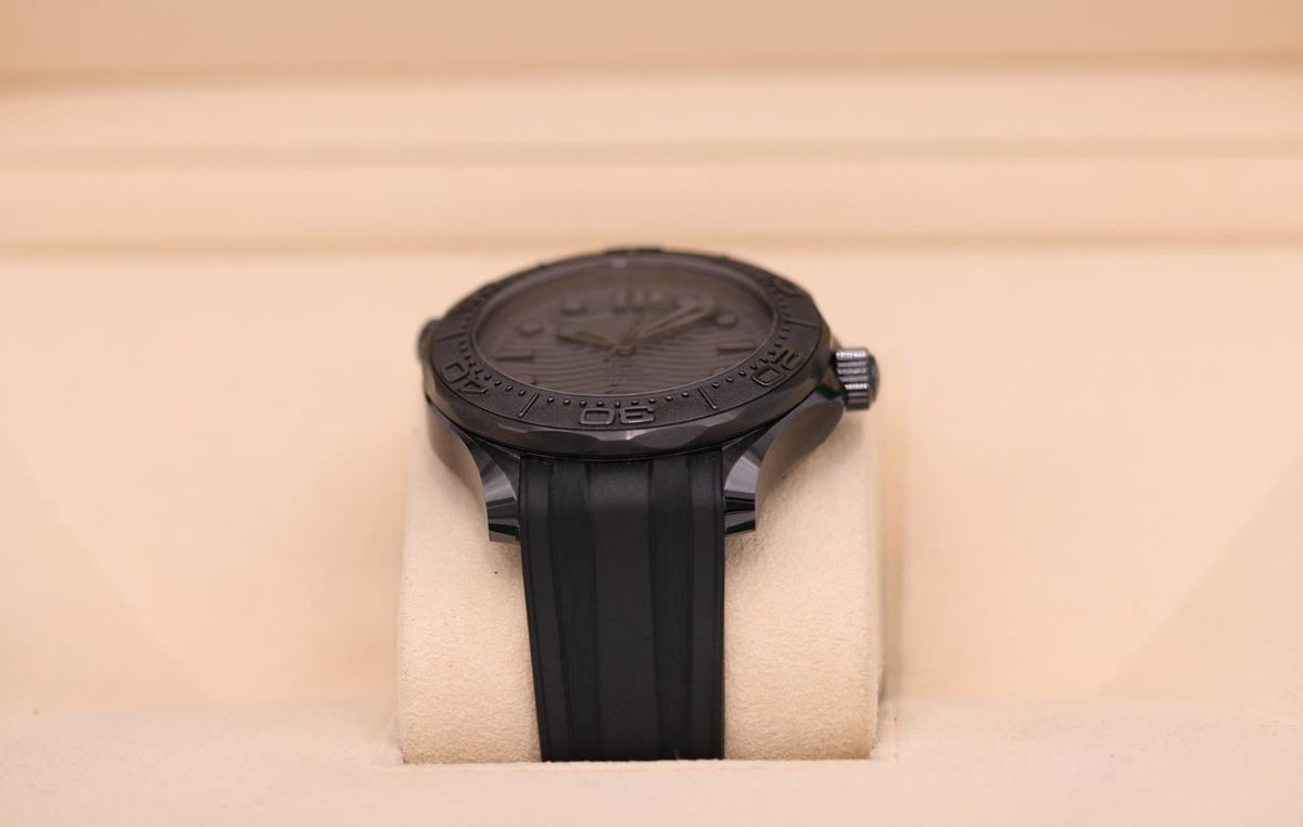 Omega Seamaster Diver 300M 210.92.44.20.01.003 black ceramic