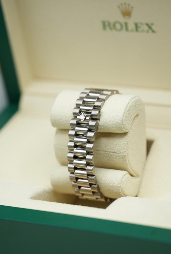 Rolex Day-Date 36 18239 – Grey Diamond Dial