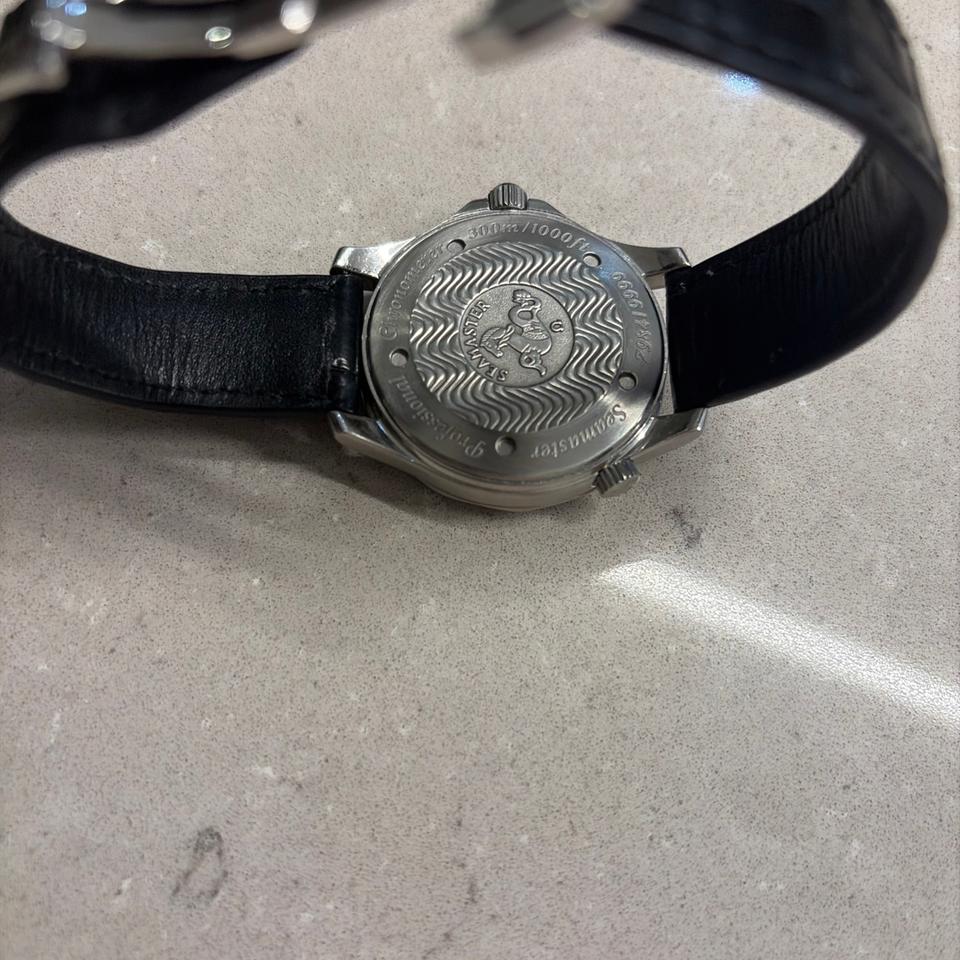 Omega Seamaster Diver 300M America's Cup 2533.50.00 – Black Dial