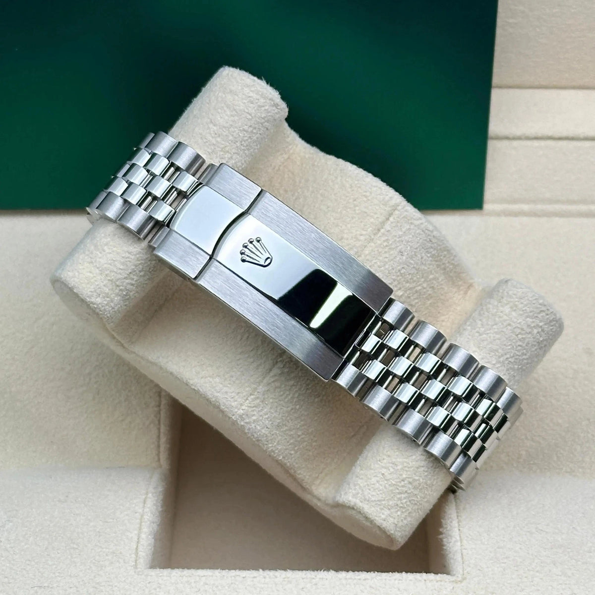 Rolex Sky-Dweller 326934 white dial Jubilee bracelet