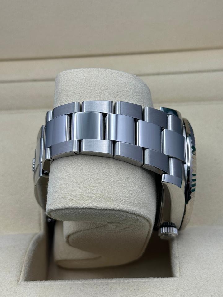 Rolex Sky-Dweller 326934 blue dial Oyster bracelet